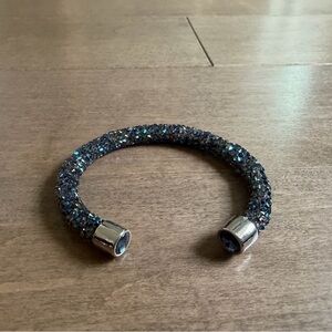 Elegant Blue Crystal Bracelet